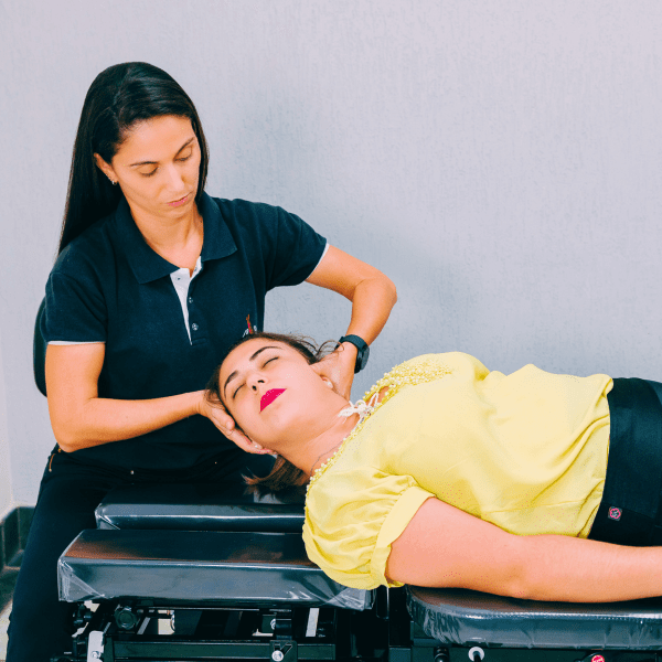 tratamento de quiropraxia e fisioterapia